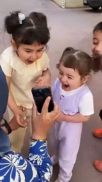 Askerden gelen bir babanın çocuklarına yaptığı sürpriz