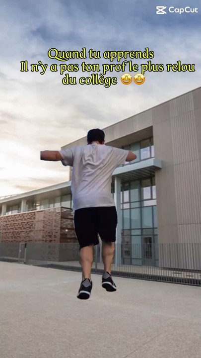 Quand tu apprends qu’il n’y pas ton prof le plus relous du collège 