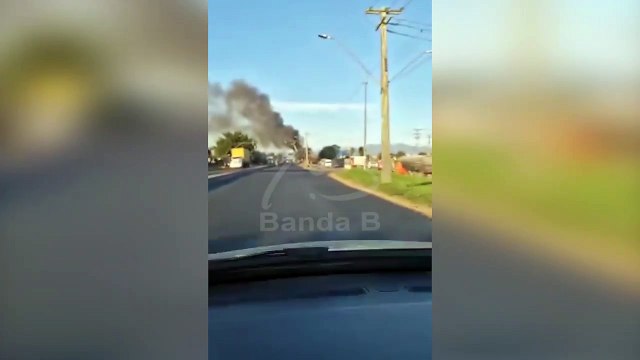 Passageiro que morreu carbonizado após carro bater contra poste e pegar fogo em Paranaguá é identificado