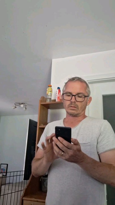 Mon chien aurait du sang de lion. Ce n'est pas moi qui le dit.