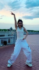 Chinese girl dance short video