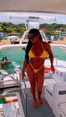 ¡Maripily Rivera desborda sensualidad durante sus vacaciones en la playa!