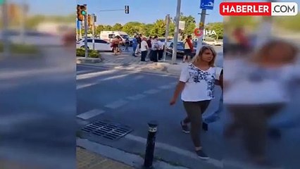 Kartal'da kavşakta 2 araç çarpıştı: 1 yaralı