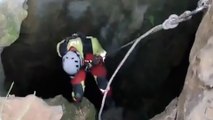 Los equipos de rescate de la cueva de Cantabria no localizan a los dos espeleólogos desaparecidos en la ruta que dijeron que harían