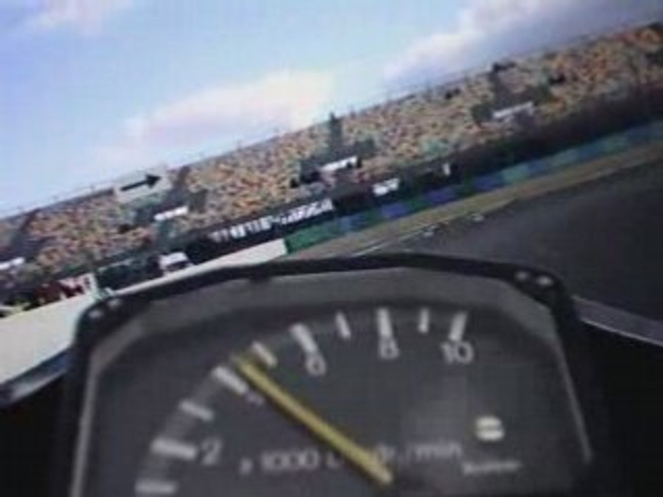 Moto-Station au Bol d'Or Classic : En Triumph Rob North !