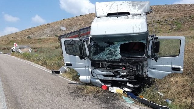 Adana'da feci kaza: Üç ölü, iki yaralı