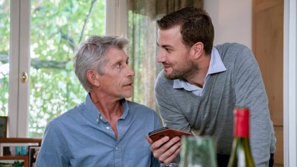 On sourit pour la photo