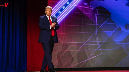 Trump Proposes UFC’s Dana White Form a ‘Migrant League of Fighters’