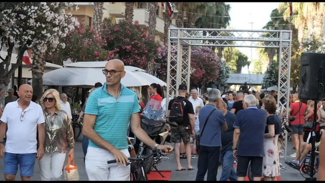Rosso Italia, eccellenze made in Italy a San Benedetto del Tronto