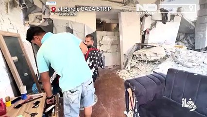 Парикмахер-палестинец продолжает работать и во время войны