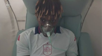 La extraña sesión de recuperación de Nico Williams tras los partidos de la Eurocopa: "Vengo del espacio"