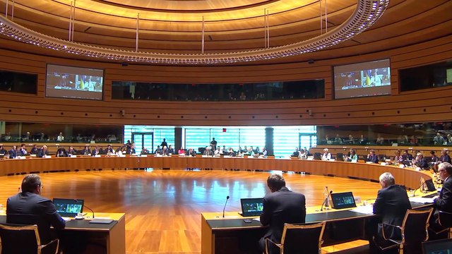 La UE aprueba 1.400 millones de bienes rusos congelados para ayuda militar a Ucrania