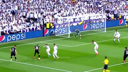 The Day Cristiano Ronaldo Taught Football to Neymar