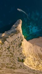 LESNPLUS VERTIGINEUSES falaises de Malte à Sanap Cliffs [@alexandrebalas]