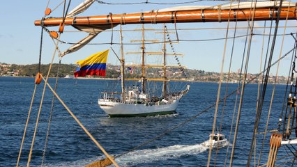 Emotiva despedida: El Buque Gloria dejó Kiel e inició a avanzar hacia Países Bajos