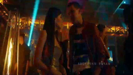 مليونير مغرور بيلاقى انه رجع بالزمن 200 سنه وبيتعذب فى القرن ال١٩ بتهمة السرقة _Son of a rich_