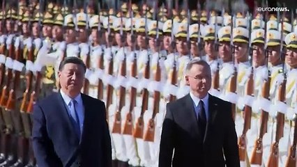 الرئيسان الصيني والبولندي يتفقان على تعزيز العلاقات الثنائية بين بلديهما لتحقيق تنمية واستقرار أفضل