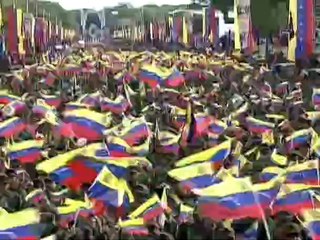 Pdte. Maduro recibe el presente institucional de la juventud militar en conmemoración a la Batalla de Carabobo