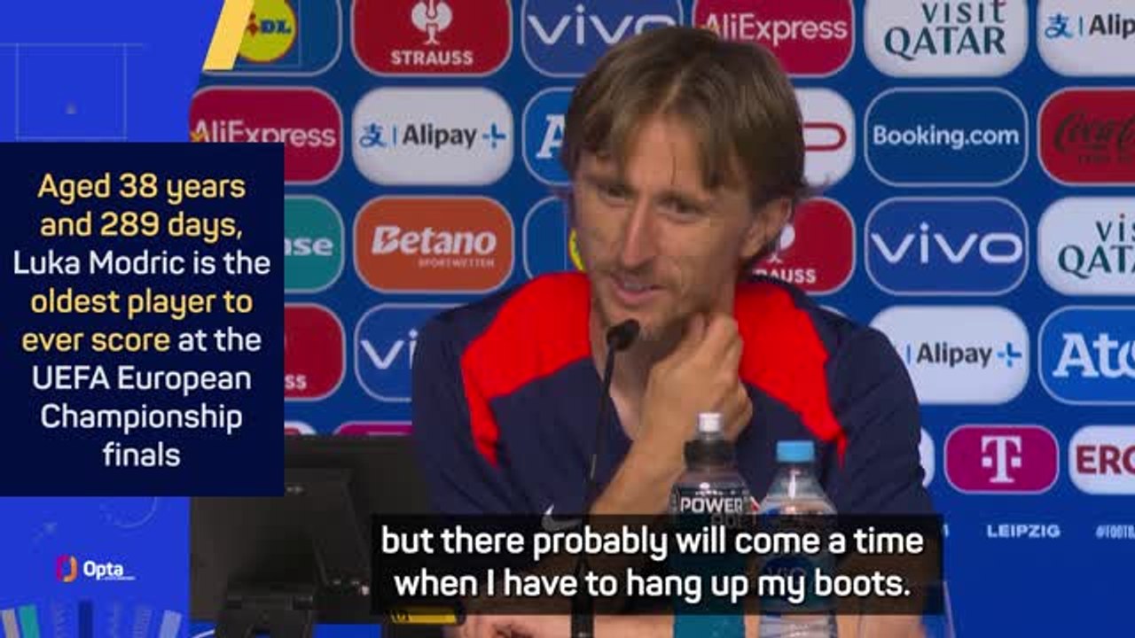 Modric thanks Italian journalist after emotional interaction - video ...