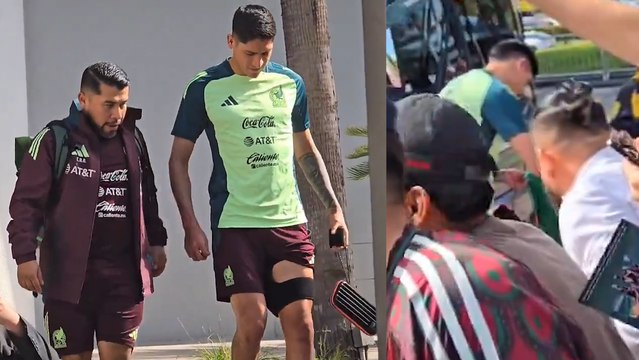 Edson Álvarez atiende a la afición tras salir de la revisión médica que lo podría dejar fuera de Copa América