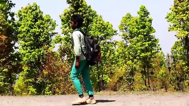 Tiger attack school children in the forest Royal bengal tiger attack, tiger attack in jungle(360p).mp4
