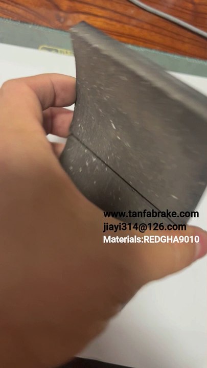 RKW315、RKW400、RYK200、RYK315、RYK400A тормозные колодки /накладки   MWZA200-40（160）、MWZA400 тормозные колодки /накладки   MWZB160/100（200）、MWZB315/200（300）、MWZB-630/500 тормозные колодки /накладки