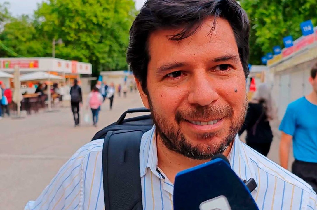 Renato Cisneros: "La humanidad está atravesando una de sus etapas de mayor incertidumbre"