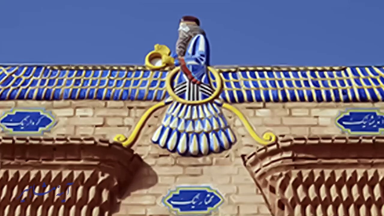 آینه مشاهیر سه شنبه 5 تیر 1403