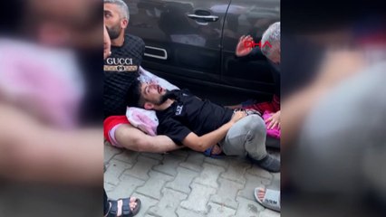 Başakşehir'de komşuların kavgası kanlı bitti