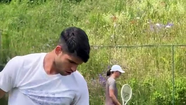 Tennis - Wimbledon 2024 - Carlos Alcaraz and Iga Swiatek arrived at Wimbledon