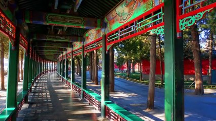 15 MOST Magnificent Royal Palaces