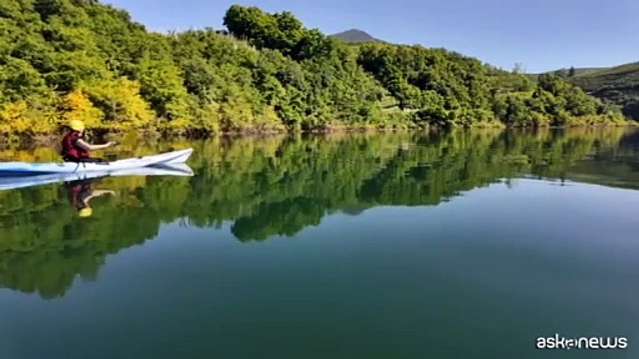 Turismo slow: gita in kayak tra i tesori della Val di Non