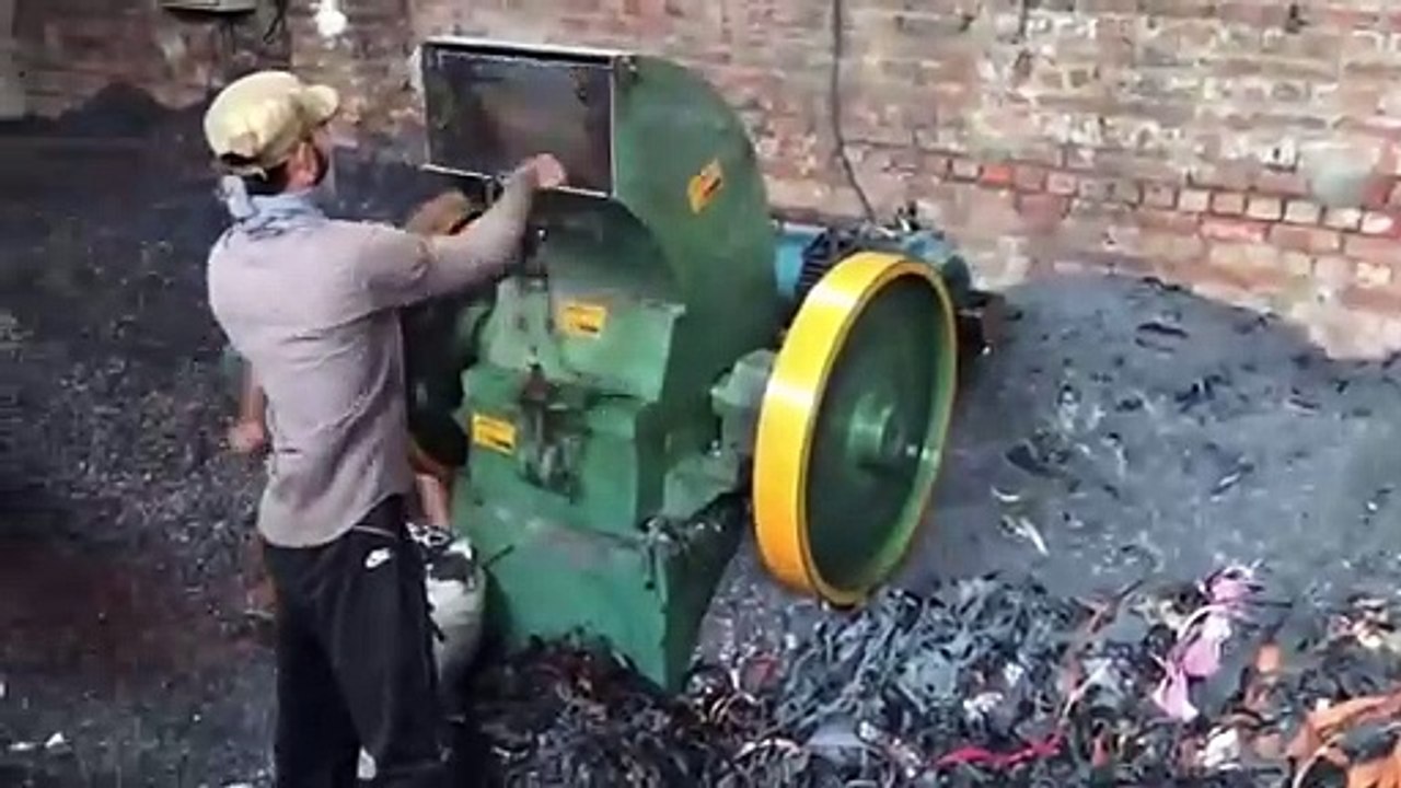 New Technology! Amazing Manufacturing Process of Tires in Local Factory