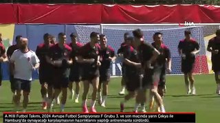 A Milli Takım'ın Çekya maçı hazırlıkları devam ediyor