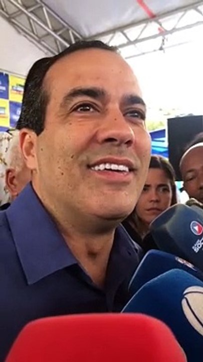 “Ao invés de participar da sabatina, tá perambulando, cortando cabelo, indo pra festa”, diz Bruno Reis sobre Geraldo Júnior