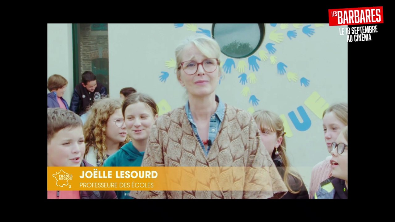 LES BARBARES _ Teaser "Joëlle" (Julie Delpy, Sandrine Kiberlain, Laurent Lafitte)