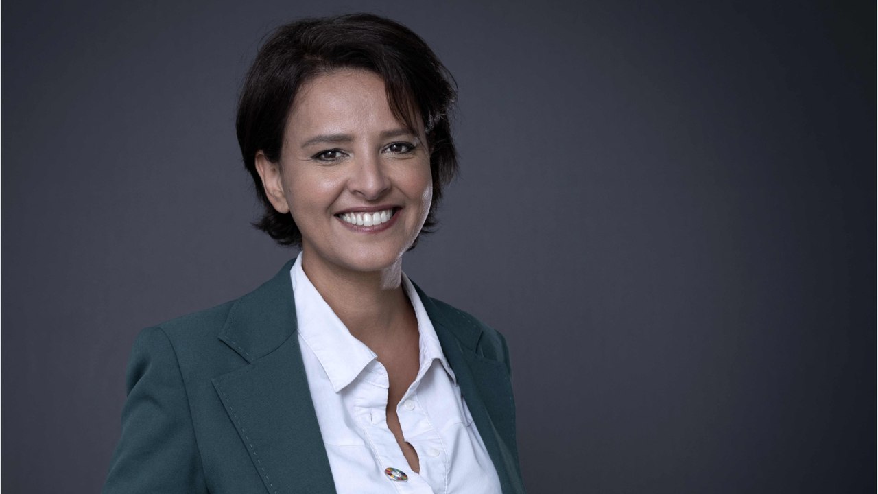 GALA VIDÉO - Najat Vallaud-Belkacem “une cible dans le dos” : sa poignante lettre avant les législatives