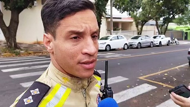 Ônibus escolar colide em jovem com patinete elétrico em cruzamento de Umuarama