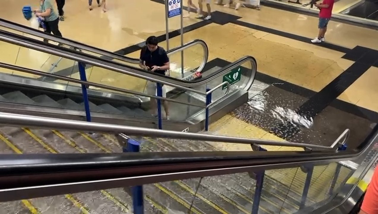 Granizada en el metro de Madrid (Estación de Canal)