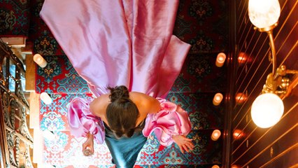 Graduate throws huge, £6k "solo wedding" after finishing her PhD