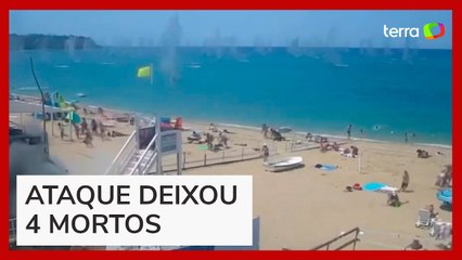 Banhistas fogem de 'chuva de bomba' em praia na Crimeia; veja vídeo