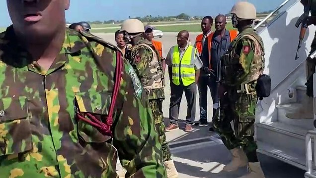 Primer contingente de policías kenianos llega a Haití para misión de seguridad