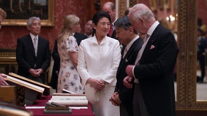 Carlos III celebra la "amistad" con Japón en banquete para la pareja imperial en Londres