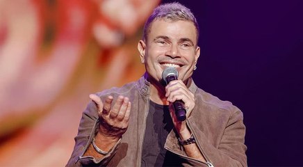 عمرو دياب من بيروت: جمهور لبنان يحب الحياة