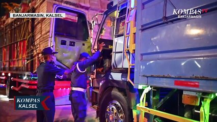 Operasi Patuh Karantina, 9 Truk Logistik Ditahan di Pelabuhan Trisakti Akibat Dokumen Bermasalah