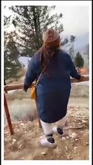 رقص فتاة باكستانية ذات وجه لطيف