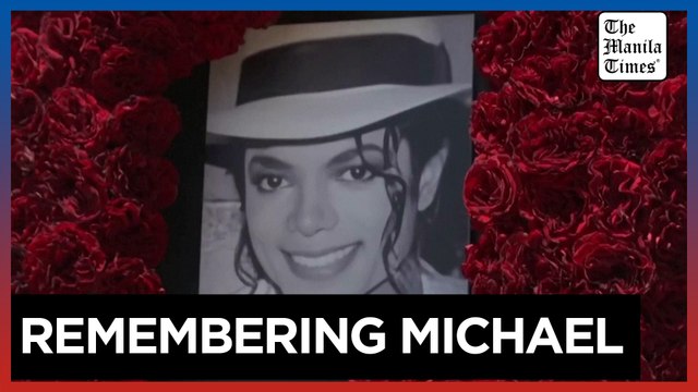 Michael Jackson fans pay tribute to pop star 15 years after his death