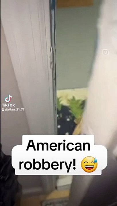 AMERICAN ROBBERY  - #funny #funnyfails #funnyvideo #humor #humour #humormemes #fails