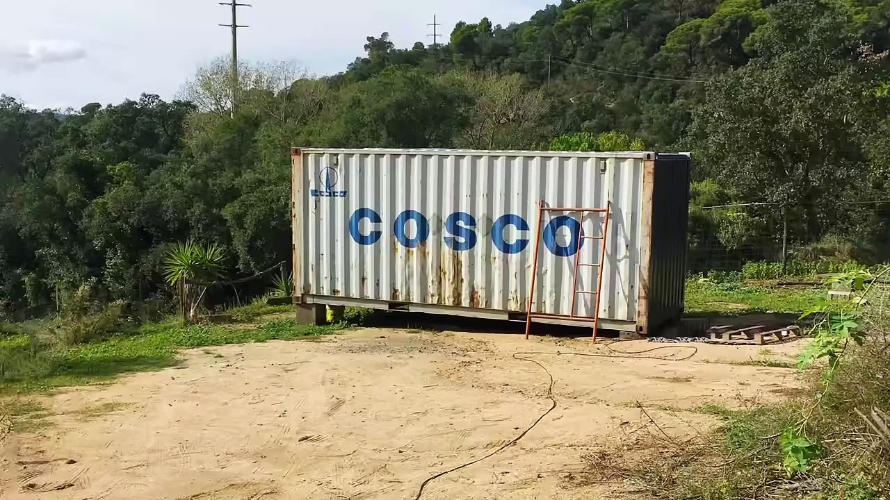 Transformación de un Contenedor Marítimo a Hoga...