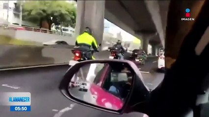 Cae canaleta del Segundo Piso de Periférico Sur y daña dos autos